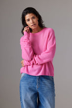 Load image into Gallery viewer, AMARA LOBO CREW | FROSTING