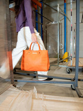 Load image into Gallery viewer, variant_orange