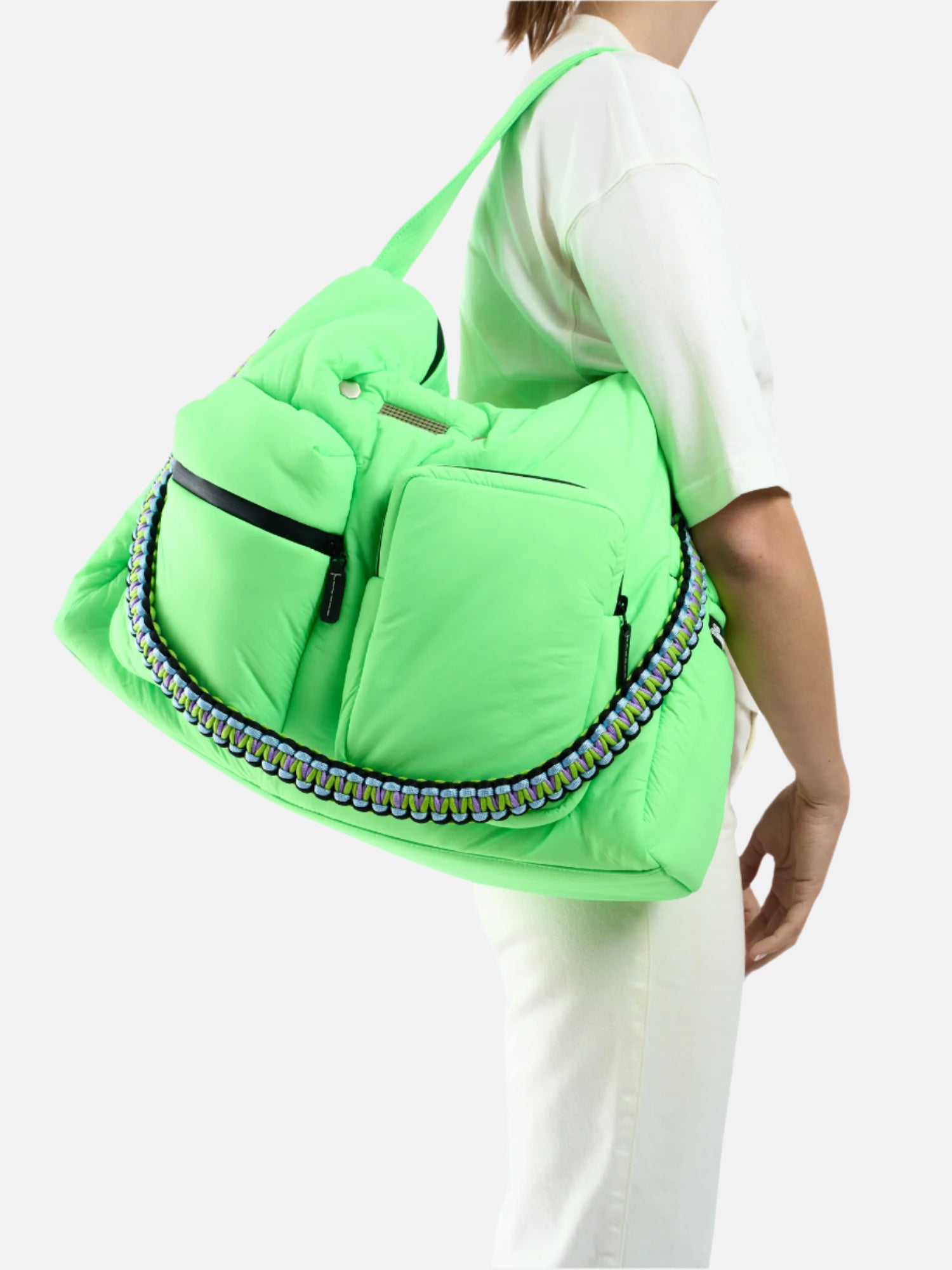 #color_APPLE GREEN