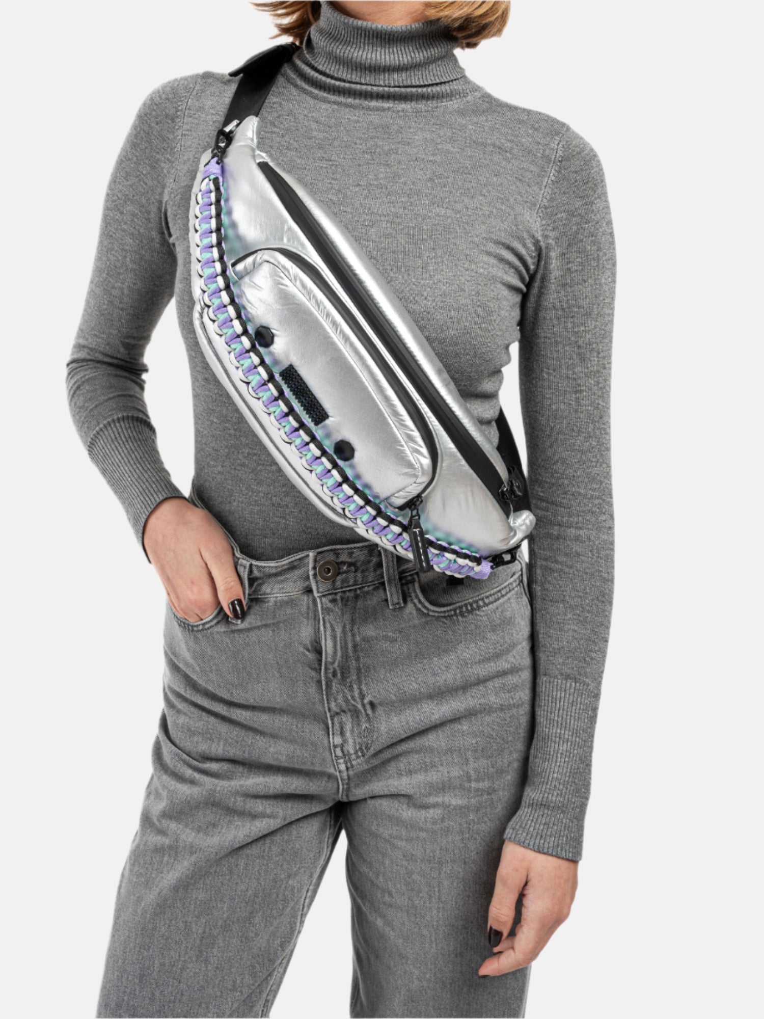 #color_SILVER