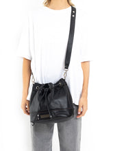 Load image into Gallery viewer, variant_black