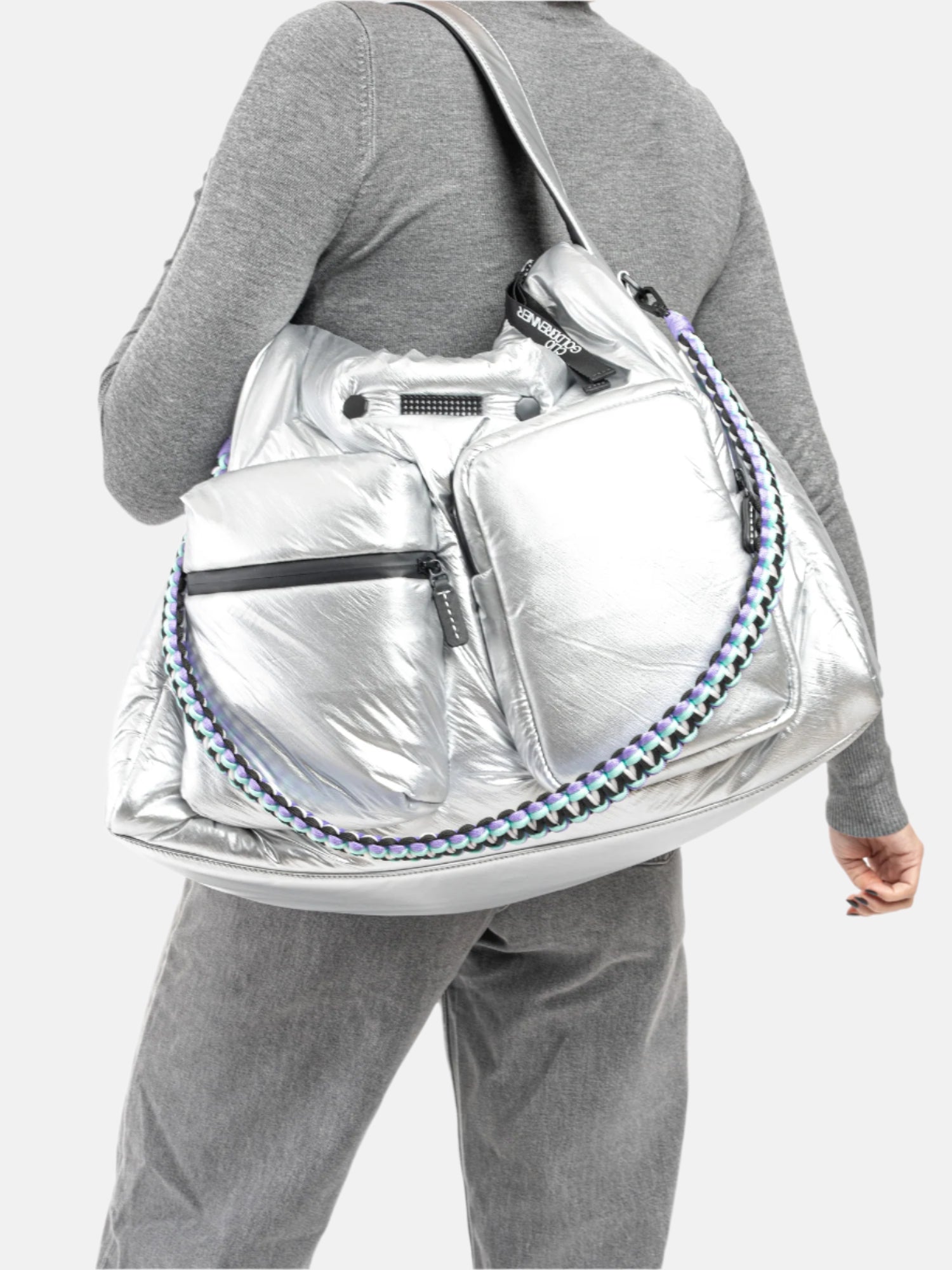 #color_SILVER