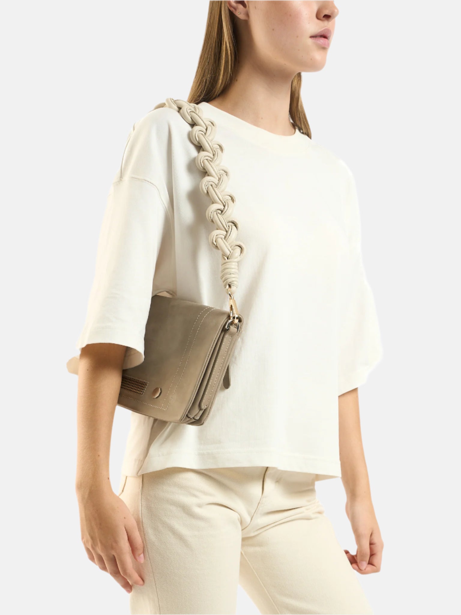 #color_IVORY